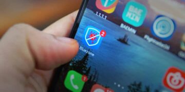 Ứng dụng Bluezone là gì, lợi ích của ứng dụng Bluezone